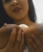 Sammy_sexx Sucking And Playing With Her Own Milk!!