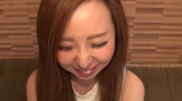 Adorable Japanese Teen Gets Nice And Wet